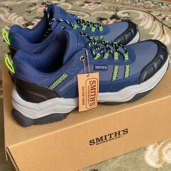 Smith’s hiking sneakers - Picture 2 of 15
